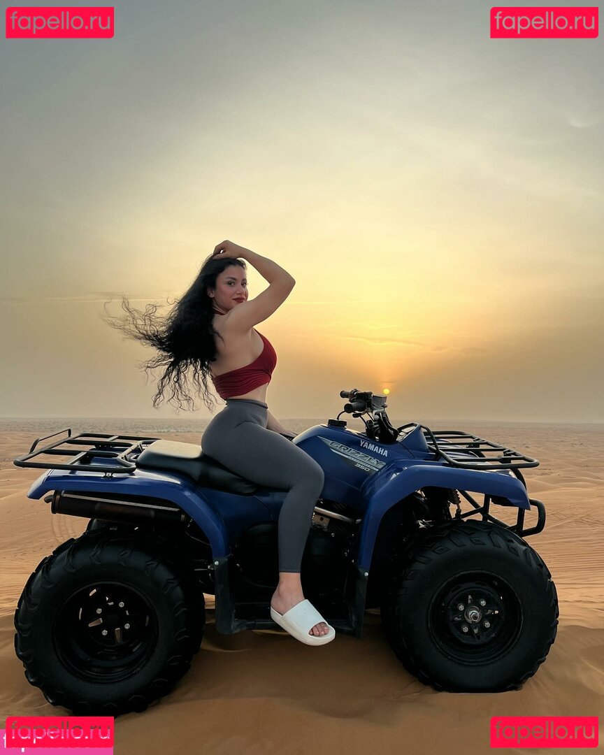 Dilara Deniz Nude Onlyfans Photo 39