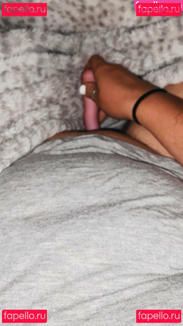 kyomi_skyy Nude Onlyfans Photo 25