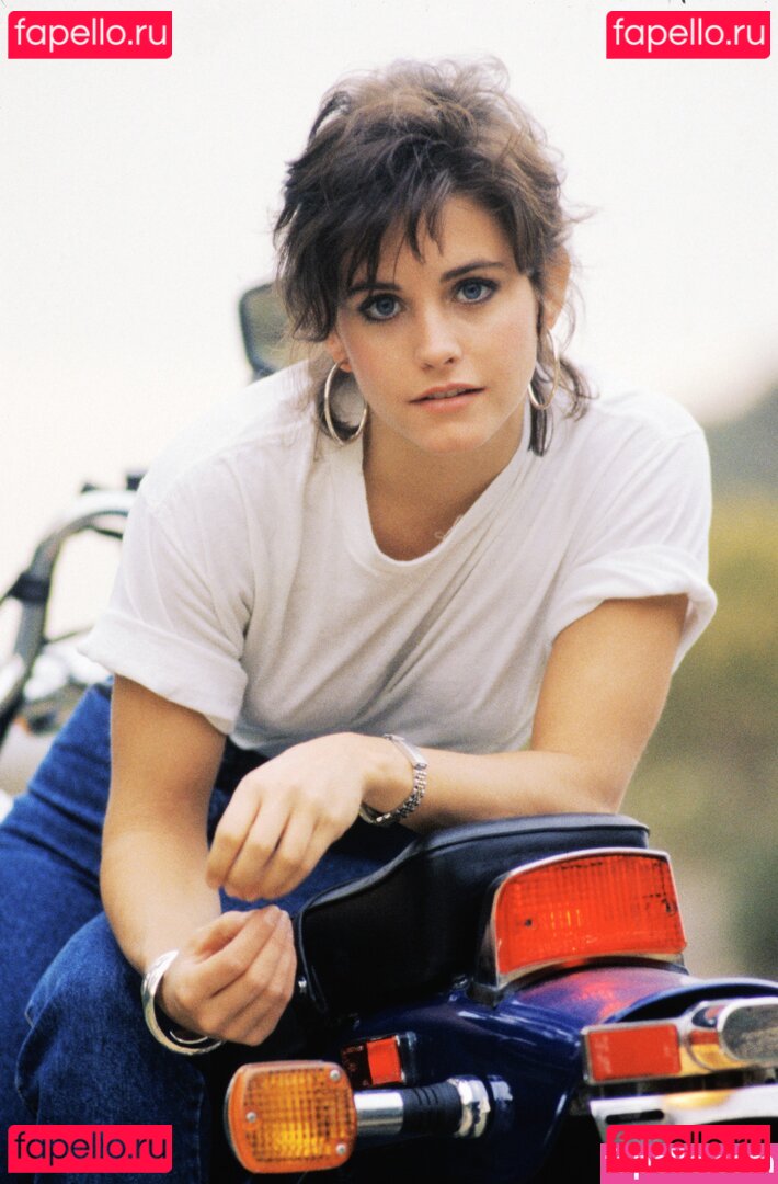 Courtney Cox Nude Onlyfans Photo 42