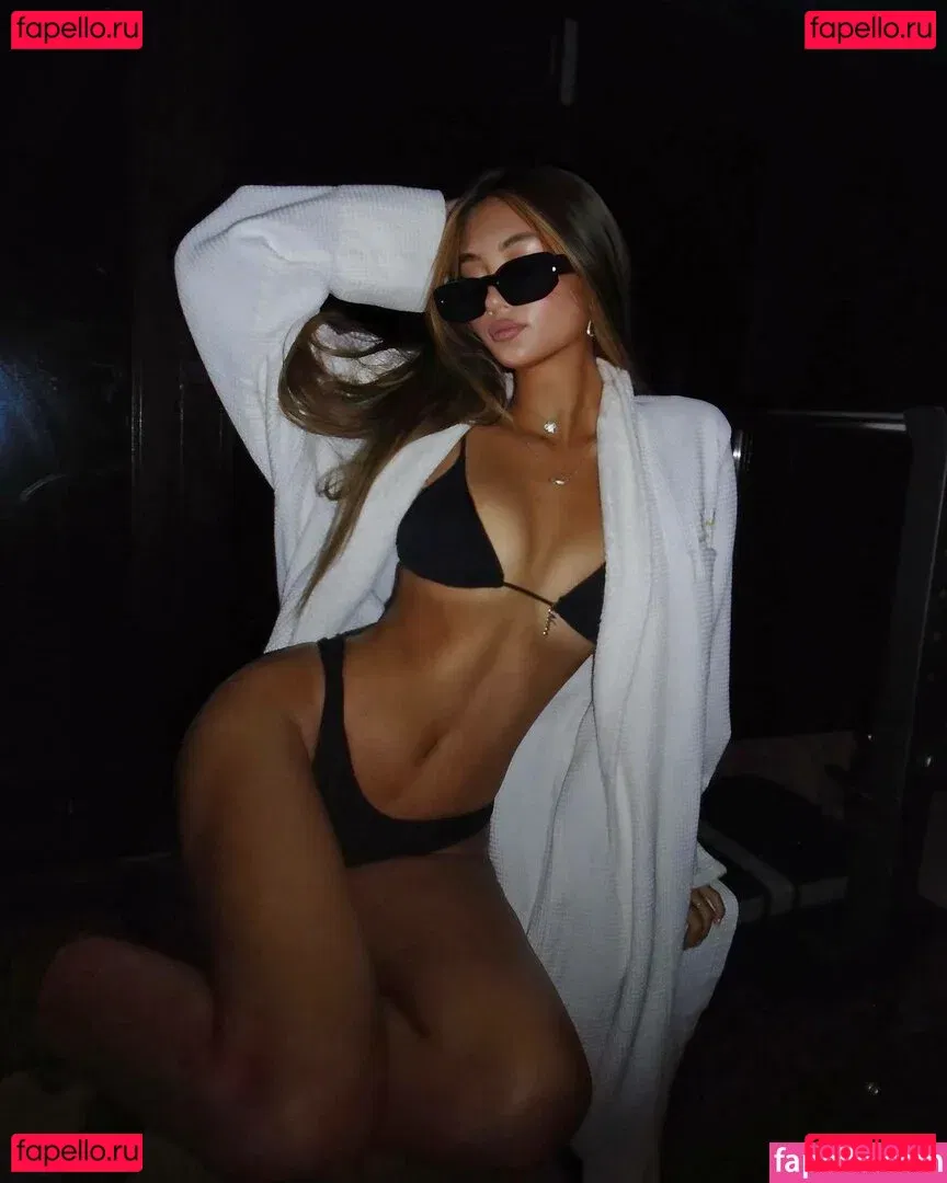 Audrey Thompson Onlyfans Photo Gallery 