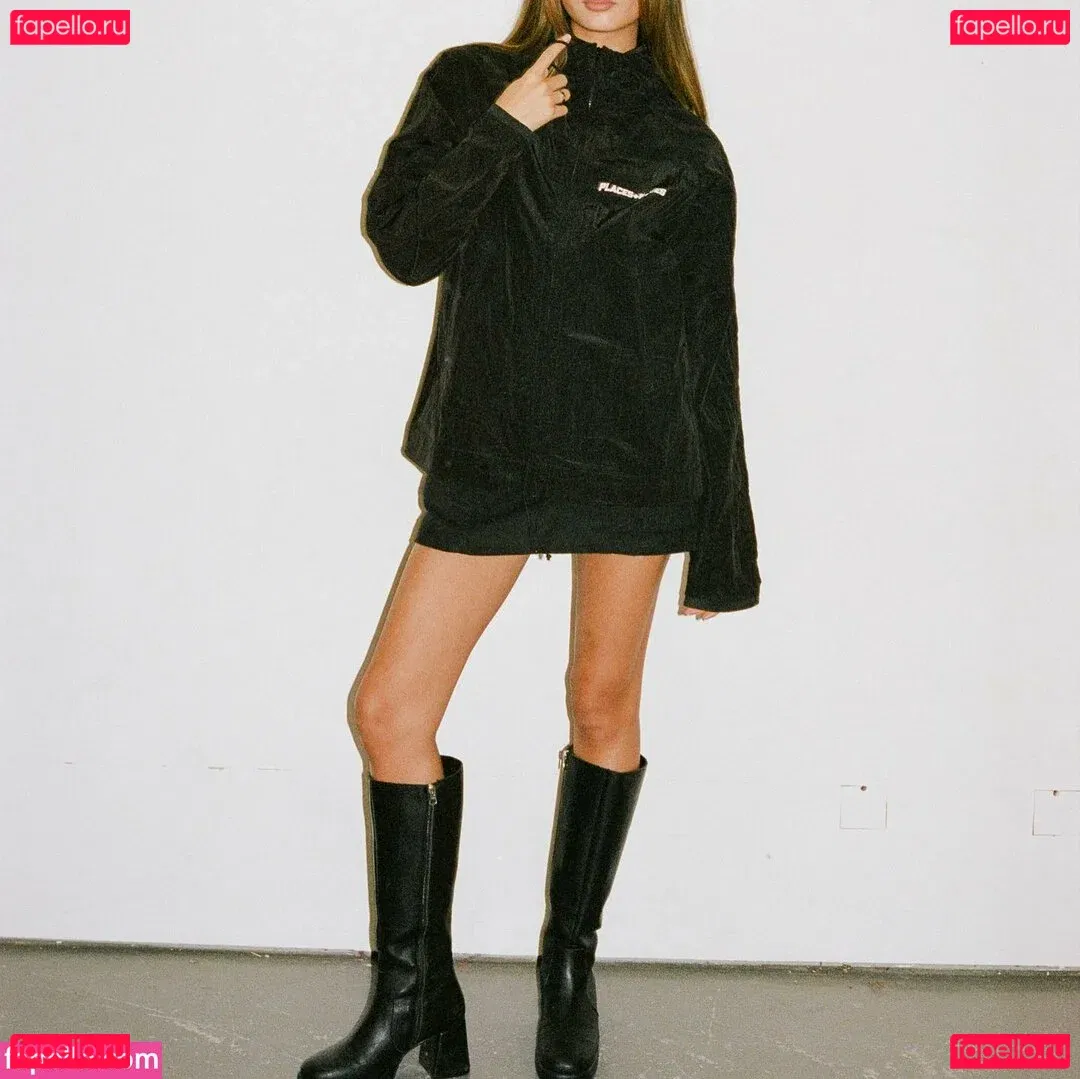 Audrey Thompson Onlyfans Photo Gallery 