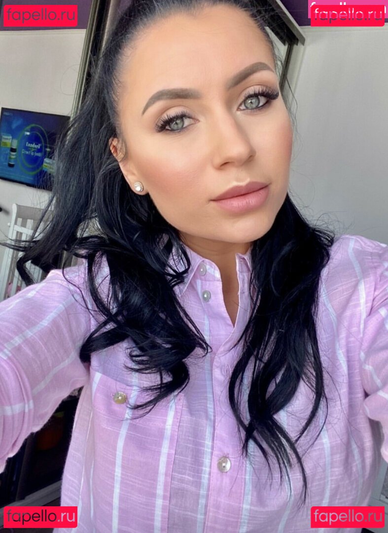 Miagra Nude Onlyfans Photo 12