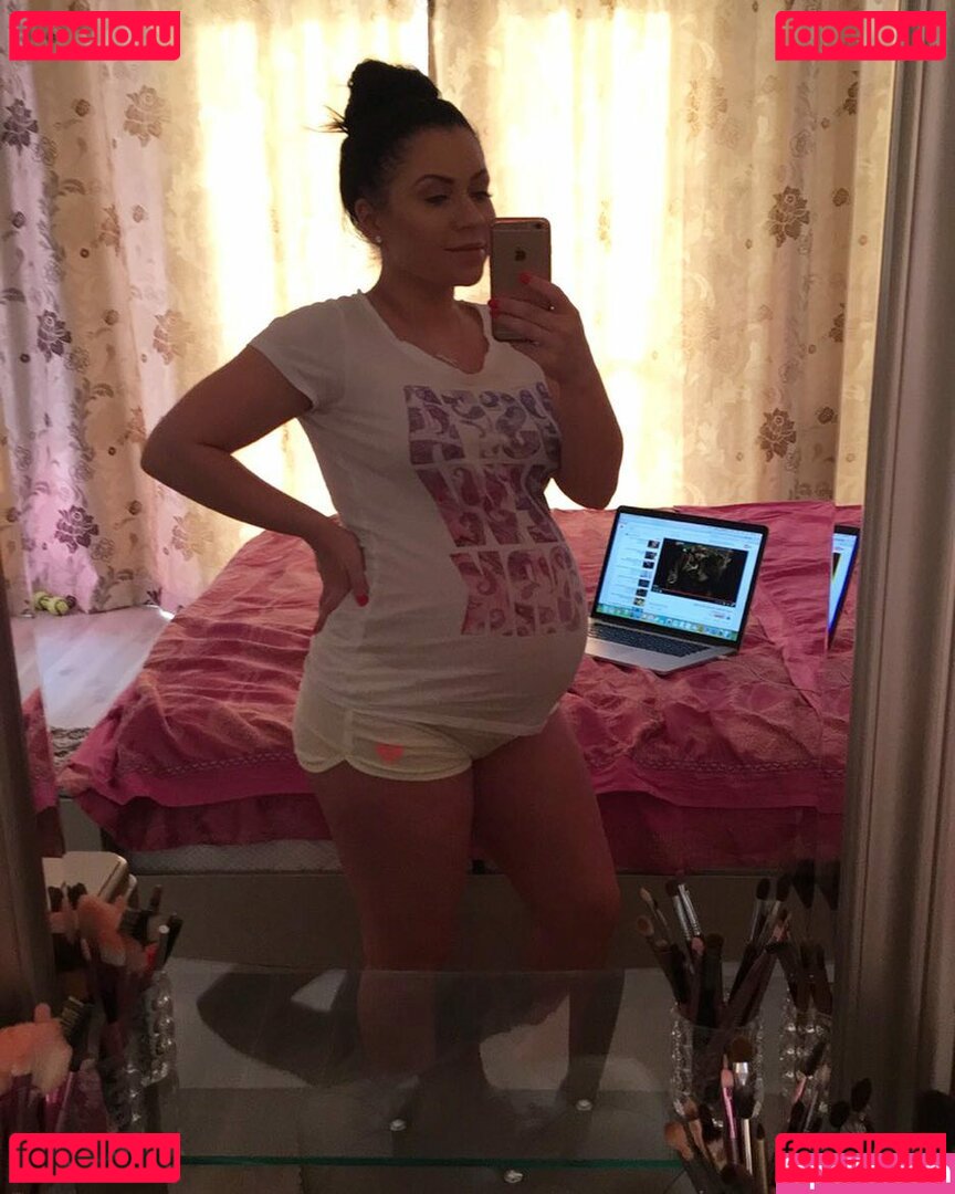 Miagra Nude Onlyfans Photo 9