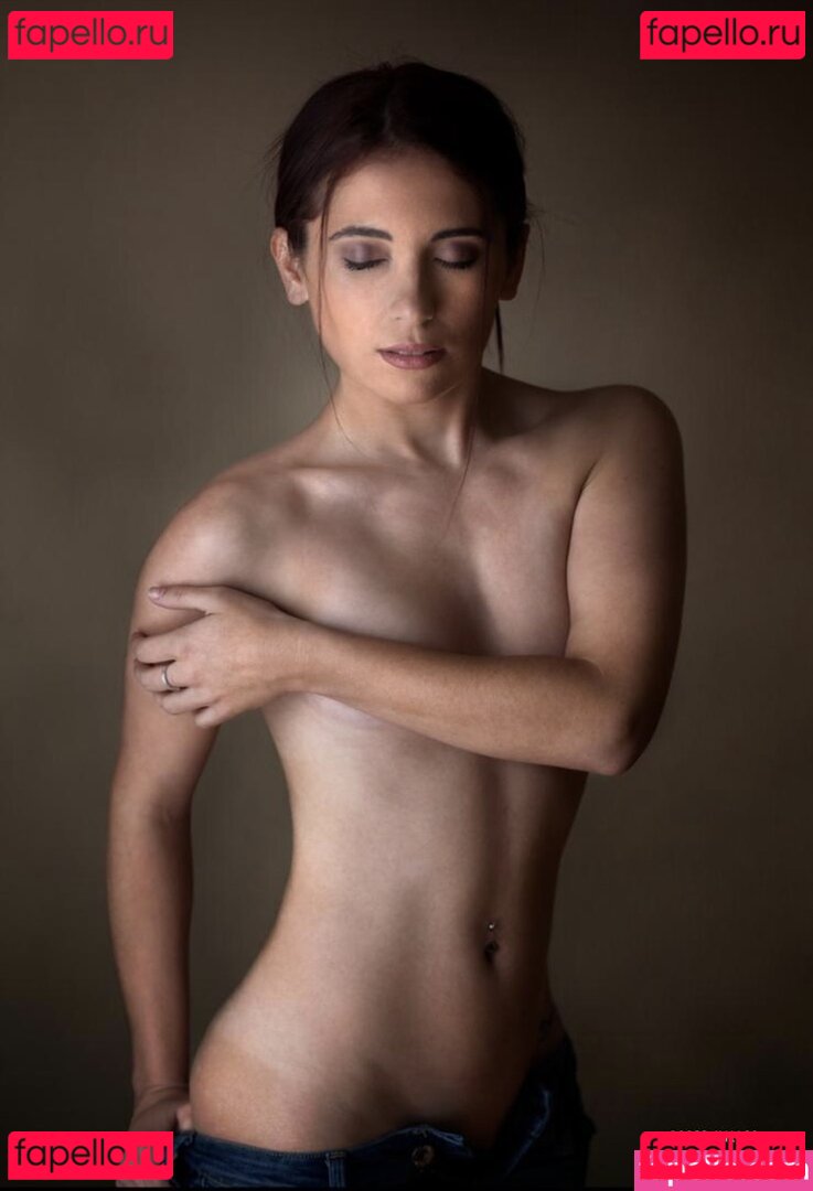 Lauren Lee Nude Onlyfans Photo 8