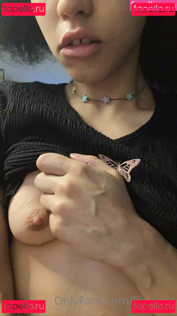 lily_licks Nude Onlyfans Photo 33