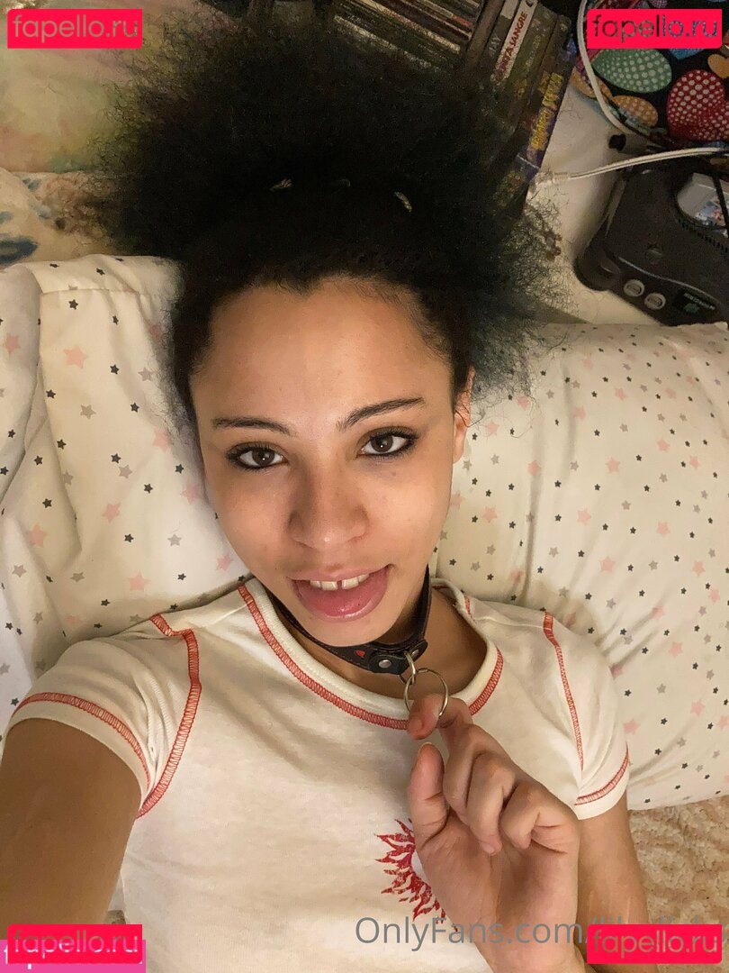 lily_licks Nude Onlyfans Photo 19