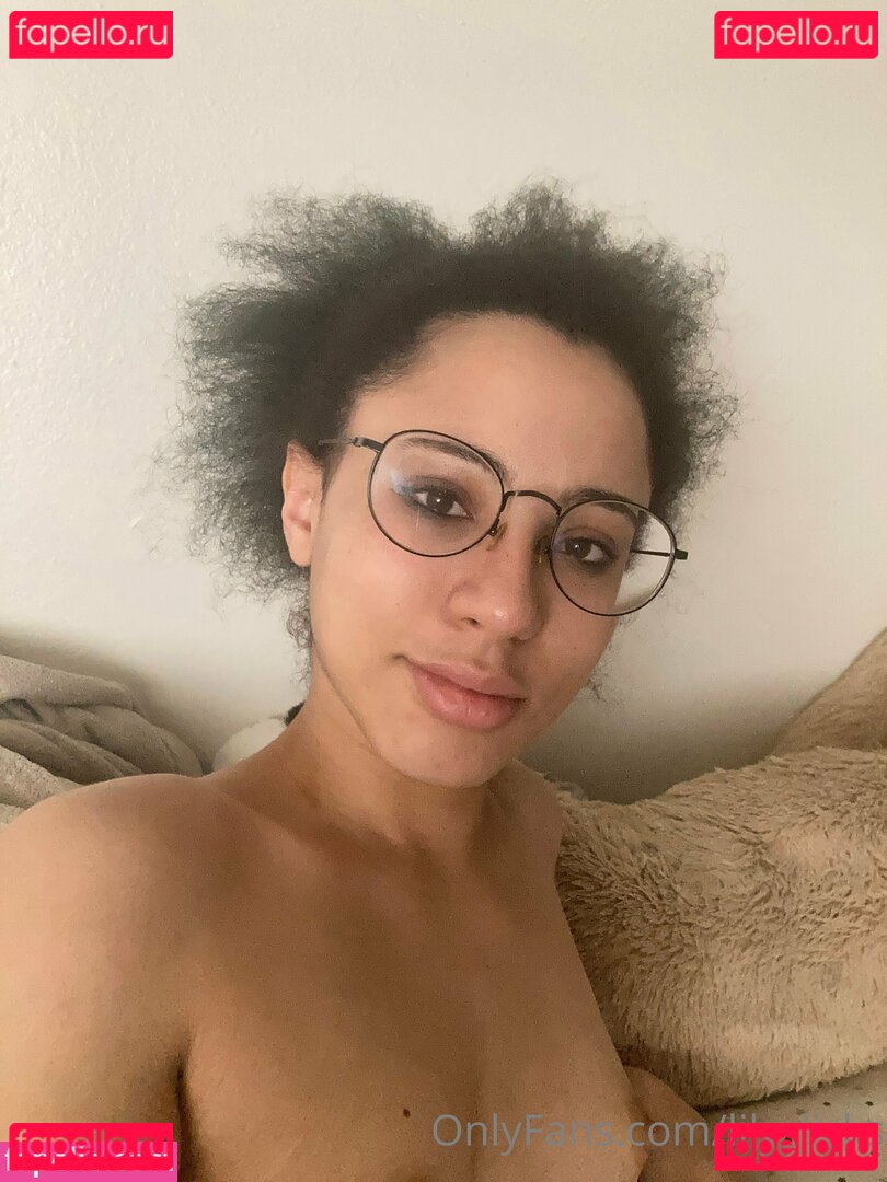 lily_licks Nude Onlyfans Photo 14
