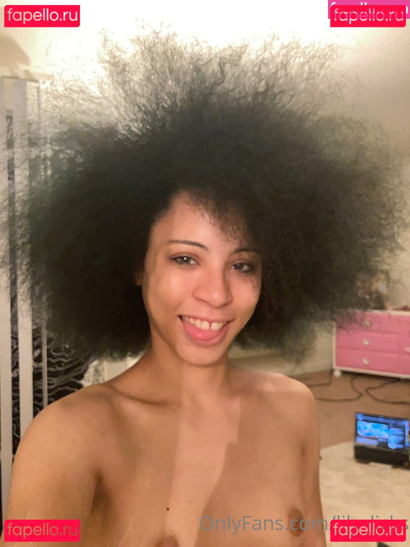 lily_licks Nude Onlyfans Photo 12