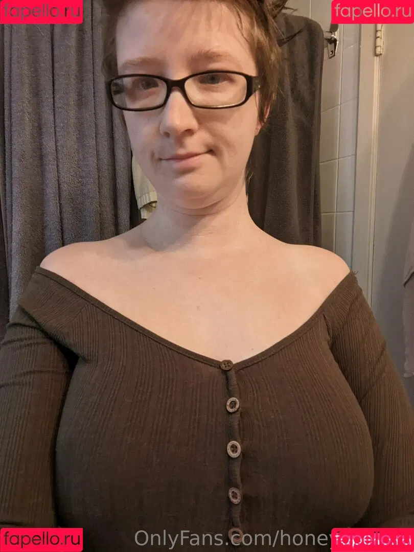 honeycake93 Onlyfans Photo Gallery 