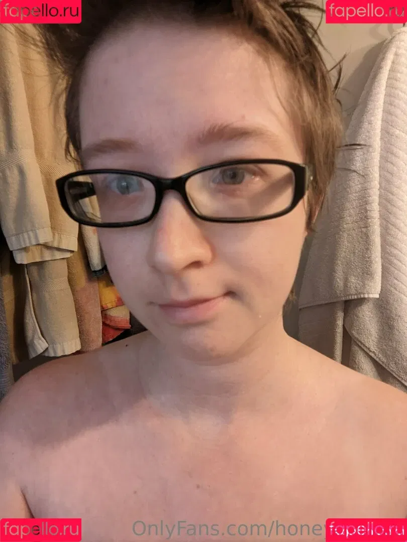 honeycake93 Onlyfans Photo Gallery 