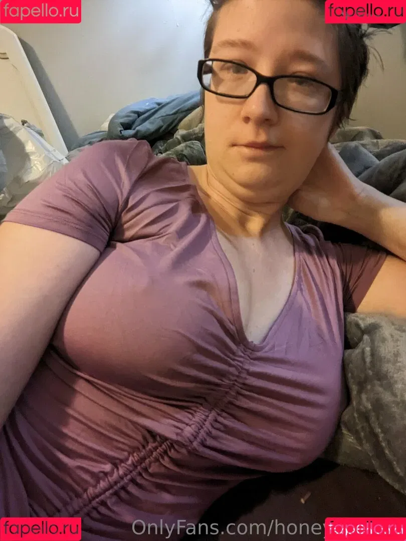 honeycake93 Onlyfans Photo Gallery 