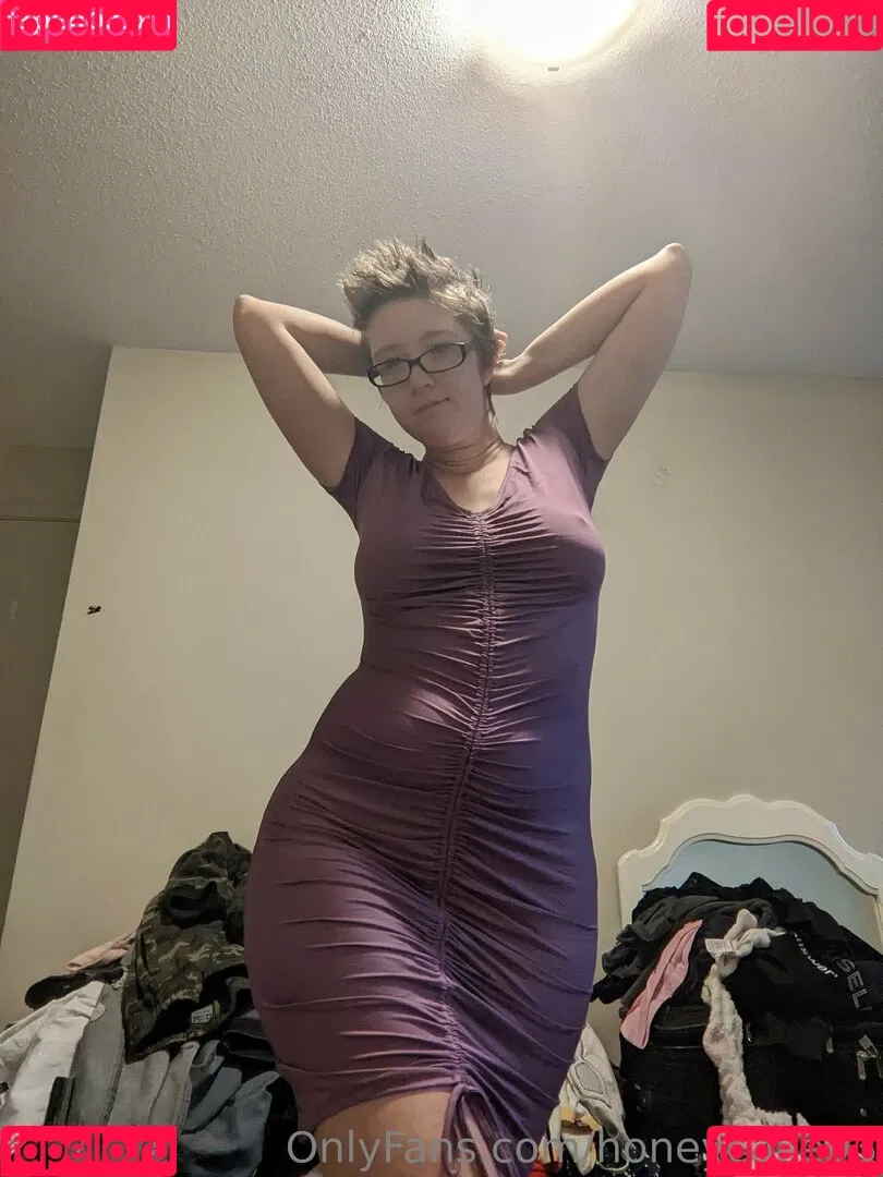 honeycake93 Onlyfans Photo Gallery 