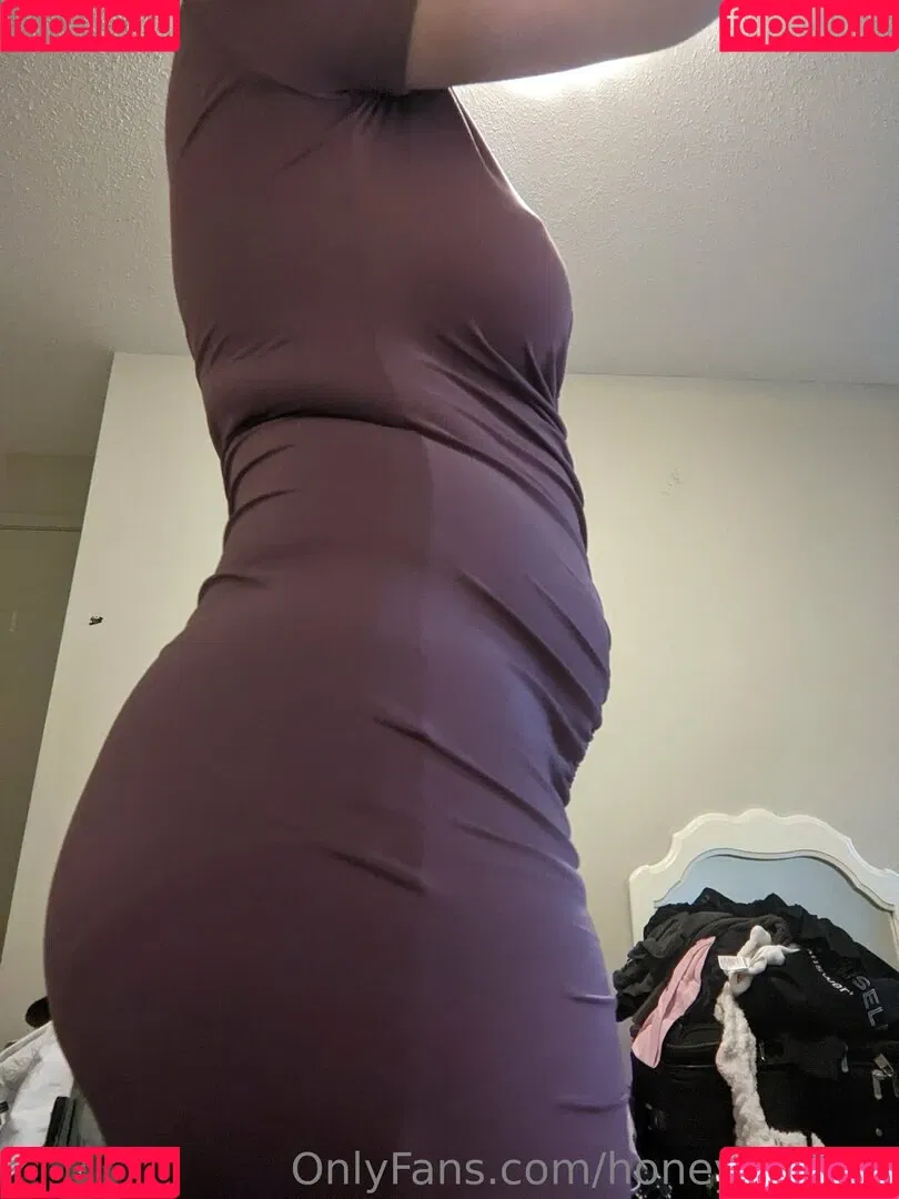 honeycake93 Onlyfans Photo Gallery 