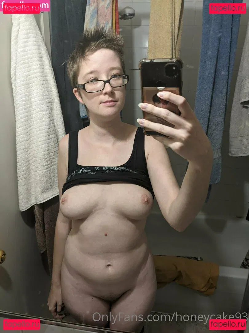 honeycake93 Onlyfans Photo Gallery 