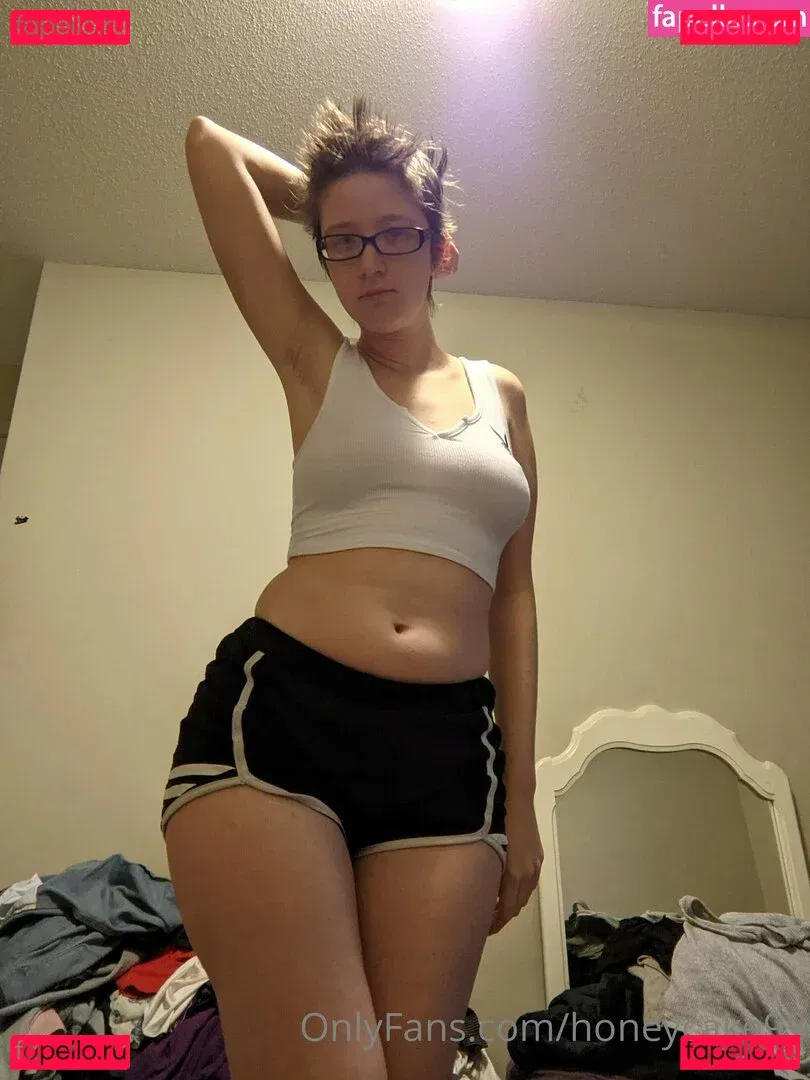 honeycake93 Onlyfans Photo Gallery 