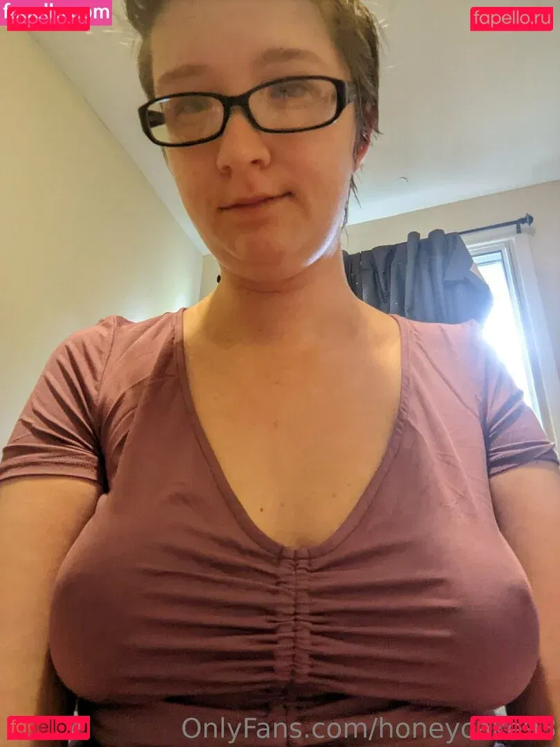 honeycake93 Onlyfans Photo Gallery 