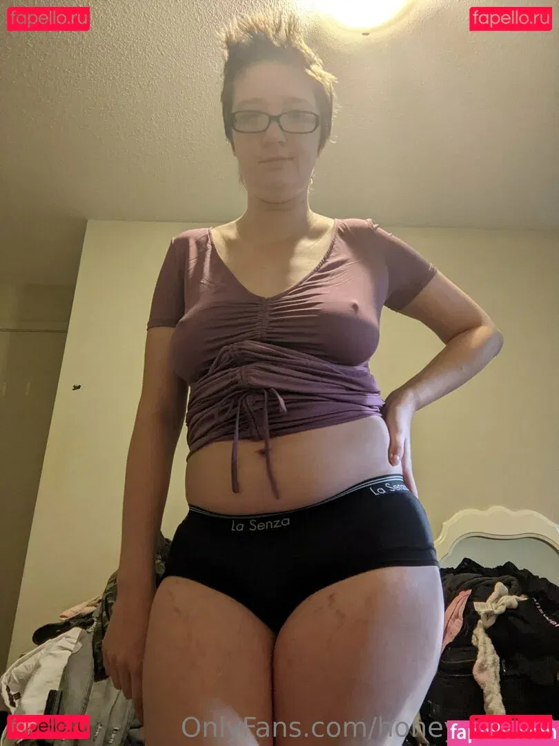 honeycake93 Onlyfans Photo Gallery 