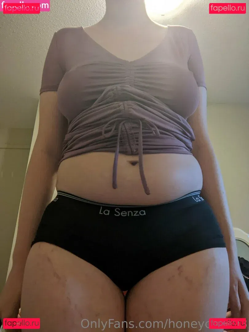 honeycake93 Onlyfans Photo Gallery 