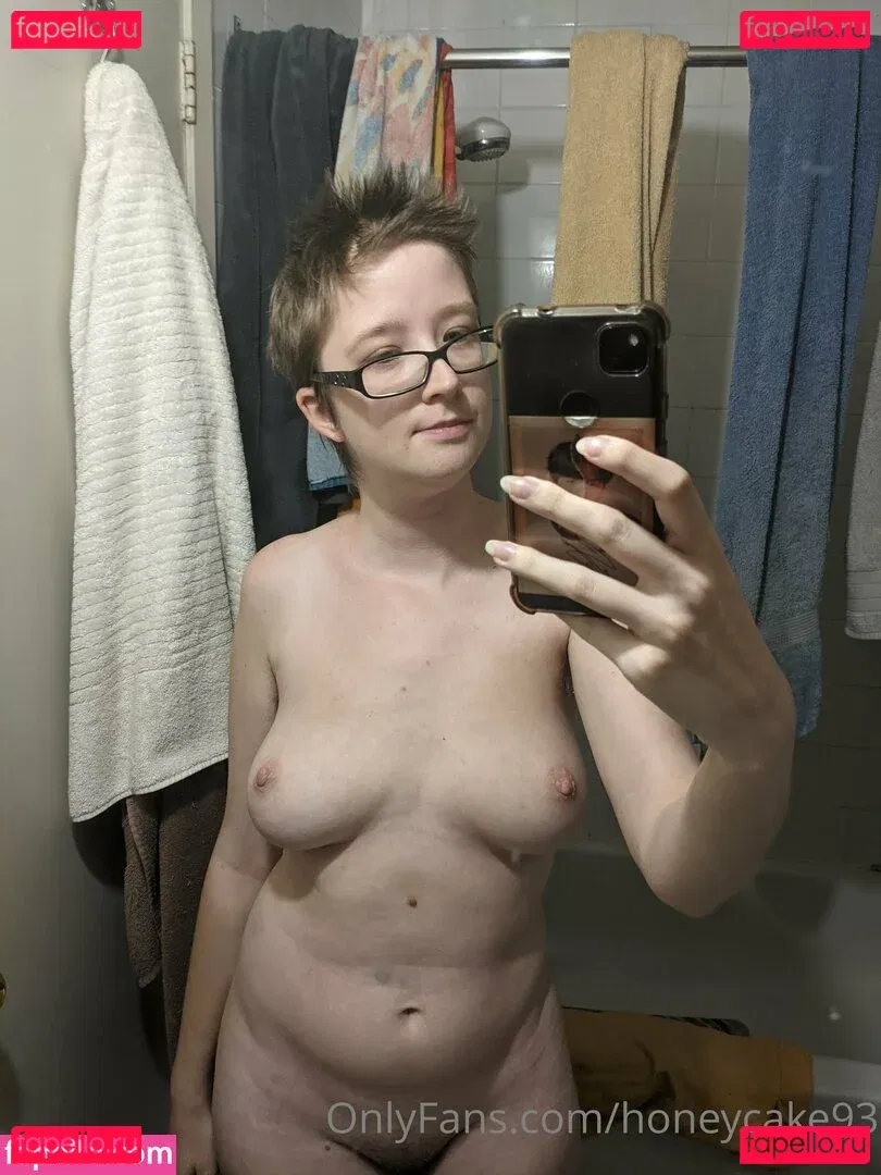honeycake93 Onlyfans Photo Gallery 