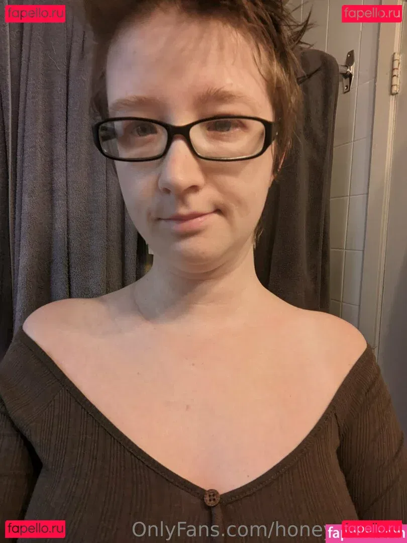 honeycake93 Onlyfans Photo Gallery 