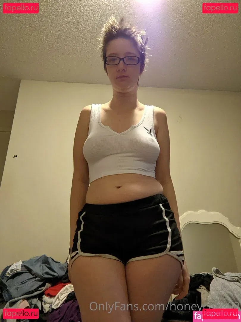 honeycake93 Onlyfans Photo Gallery 