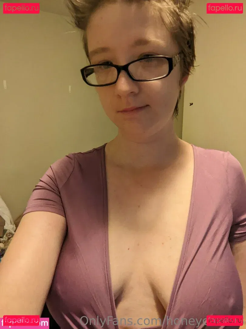 honeycake93 Onlyfans Photo Gallery 