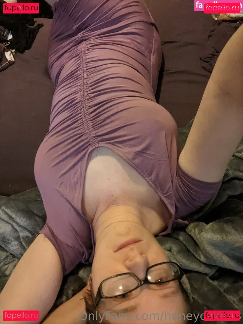 honeycake93 Onlyfans Photo Gallery 