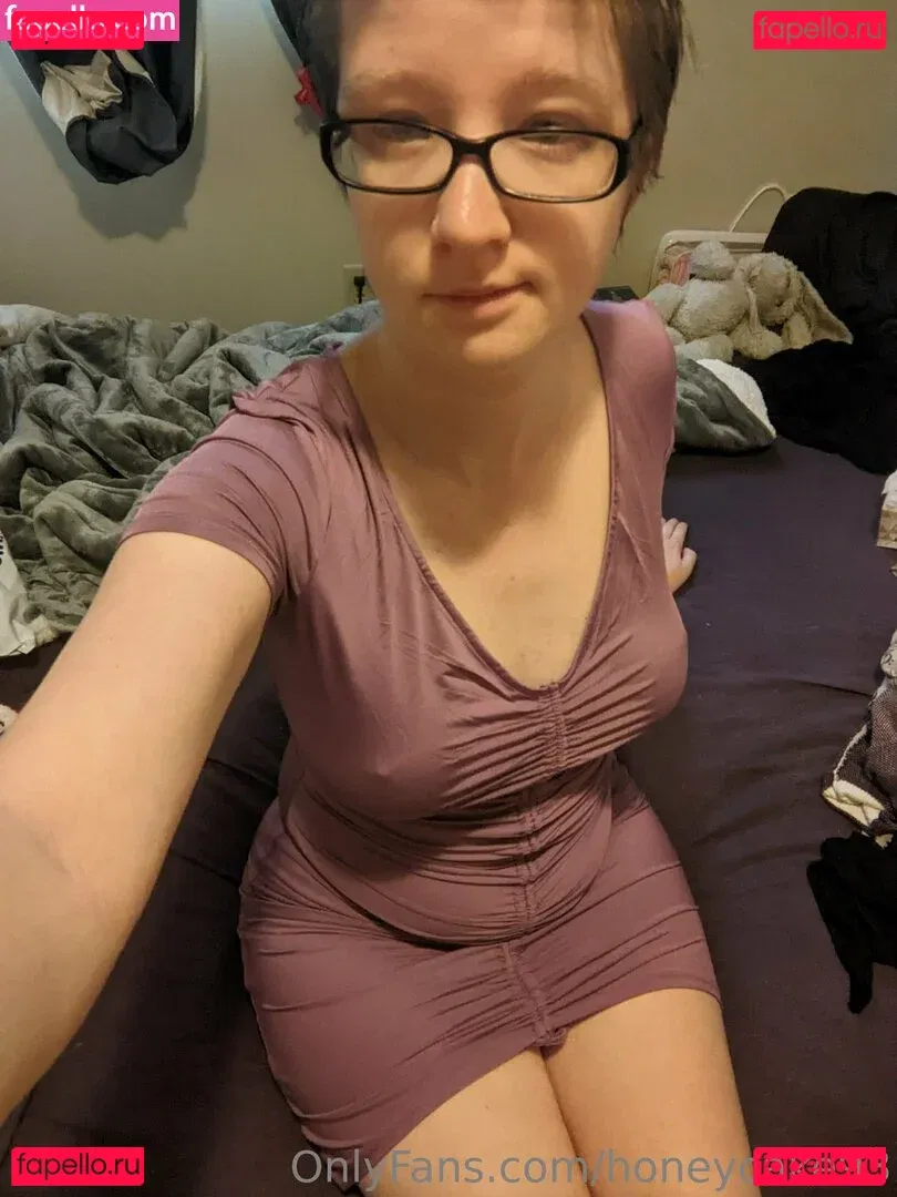 honeycake93 Onlyfans Photo Gallery 