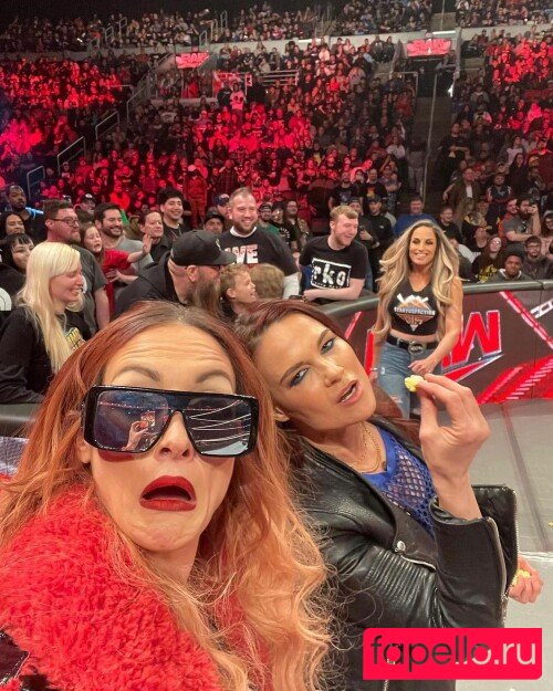 Amy Dumas Onlyfans Photo Gallery 