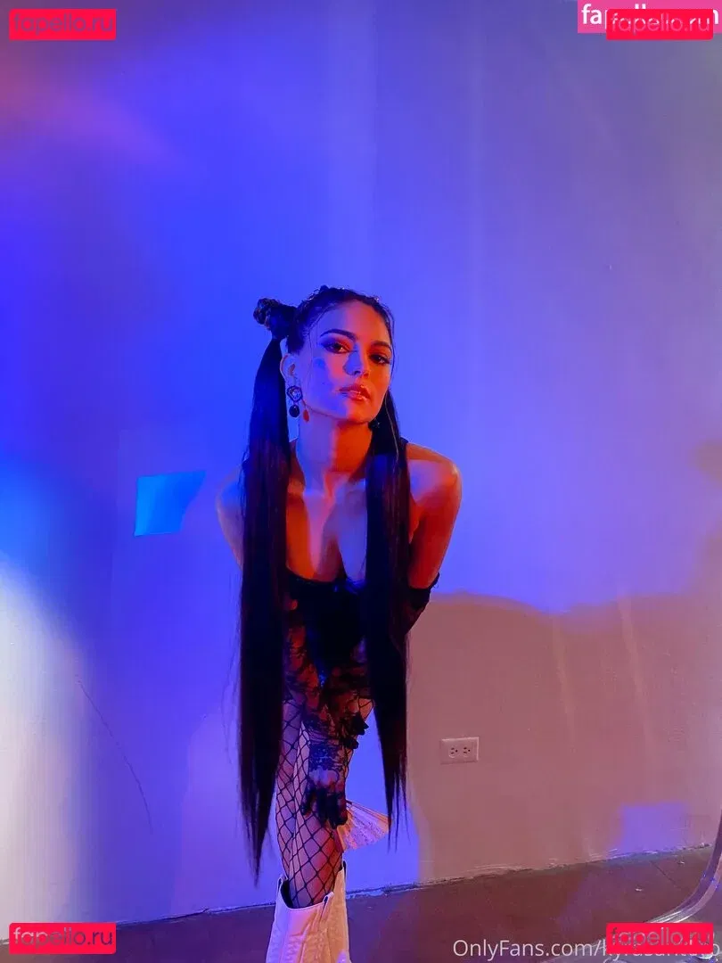 Kyra Santoro Onlyfans Photo Gallery 