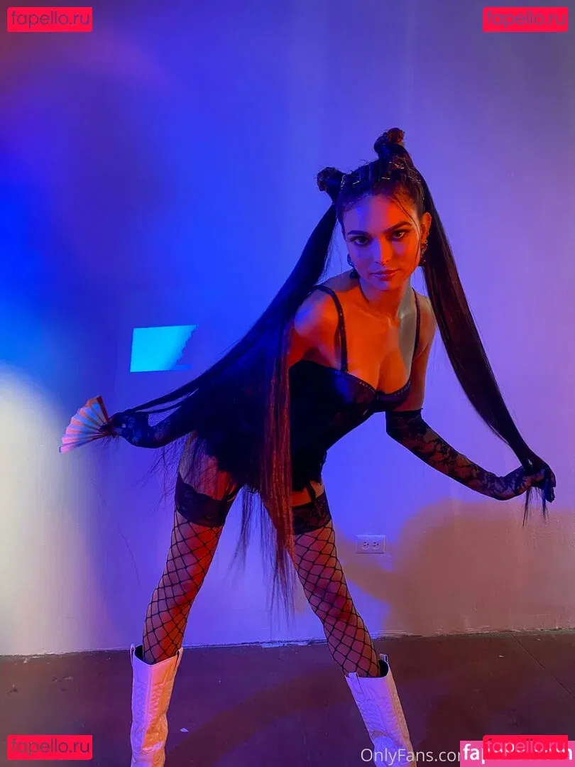 Kyra Santoro Onlyfans Photo Gallery 