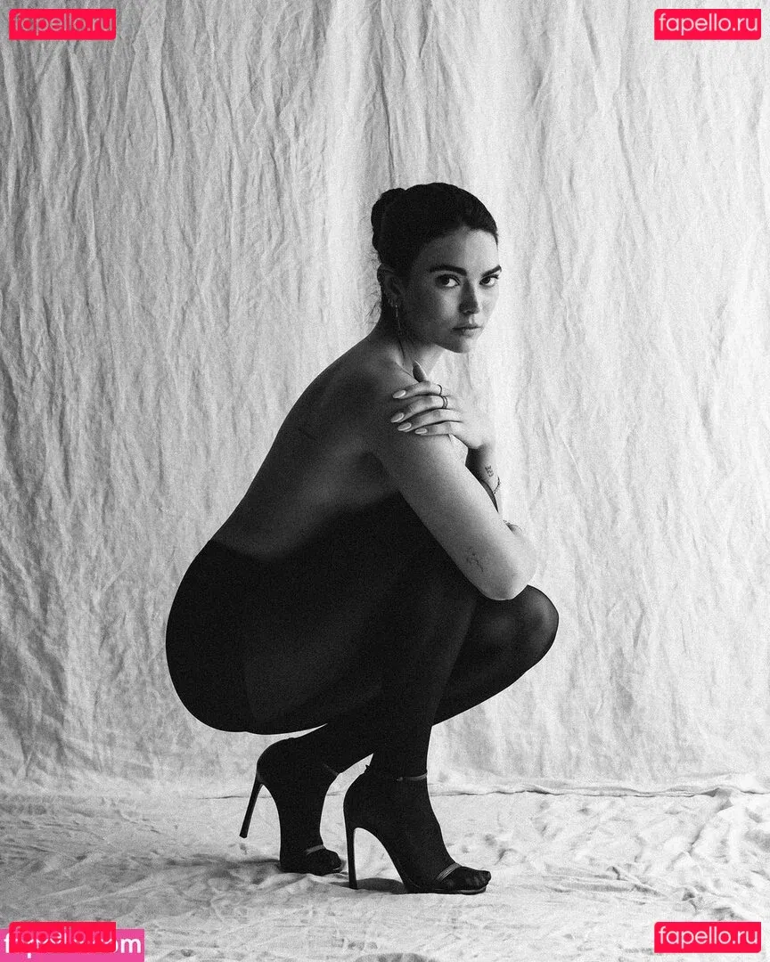 Kyra Santoro Onlyfans Photo Gallery 