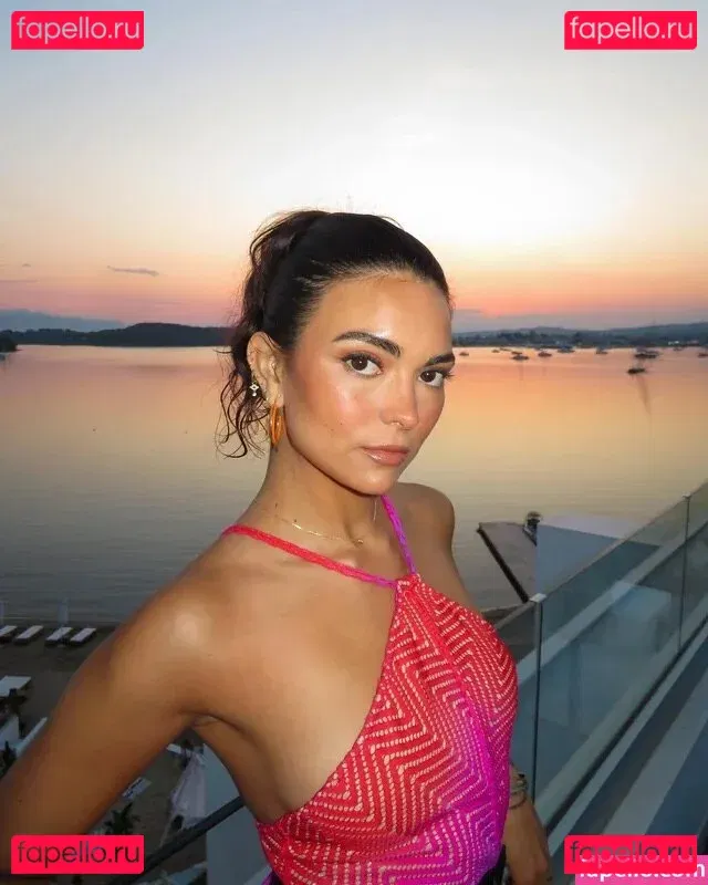 Kyra Santoro Onlyfans Photo Gallery 