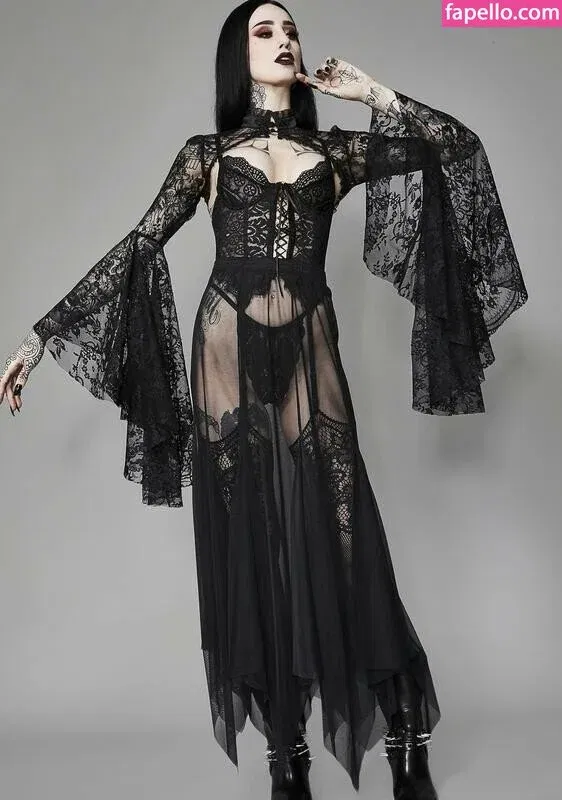 Emma Vauxdevil Onlyfans Photo Gallery 