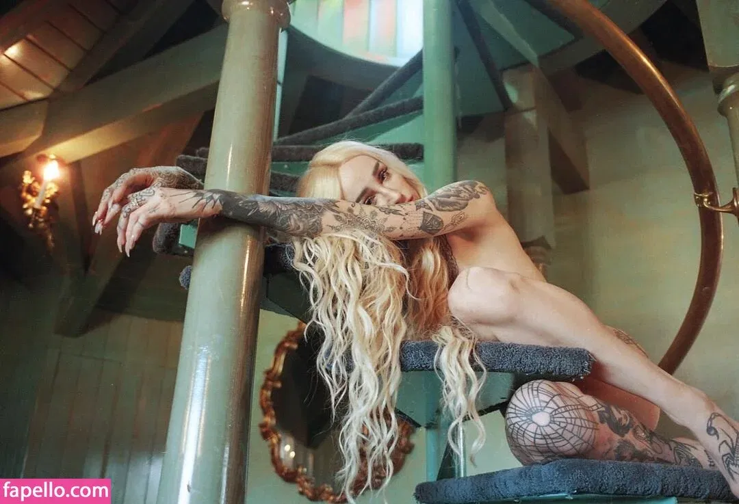 Emma Vauxdevil Onlyfans Photo Gallery 