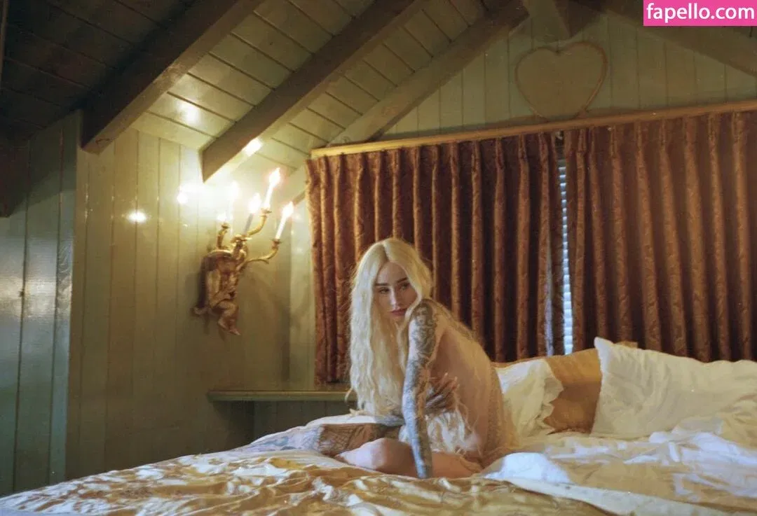 Emma Vauxdevil Onlyfans Photo Gallery 