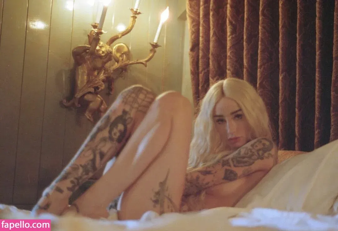 Emma Vauxdevil Onlyfans Photo Gallery 