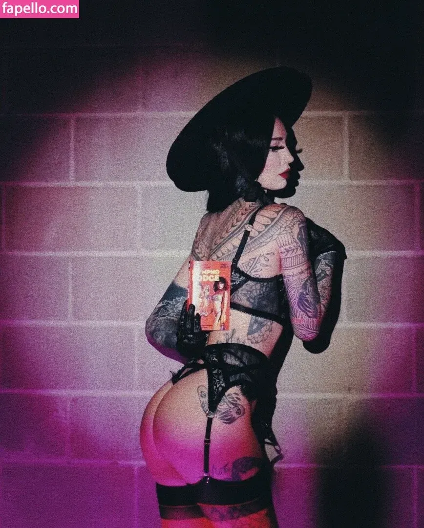 Emma Vauxdevil Onlyfans Photo Gallery 