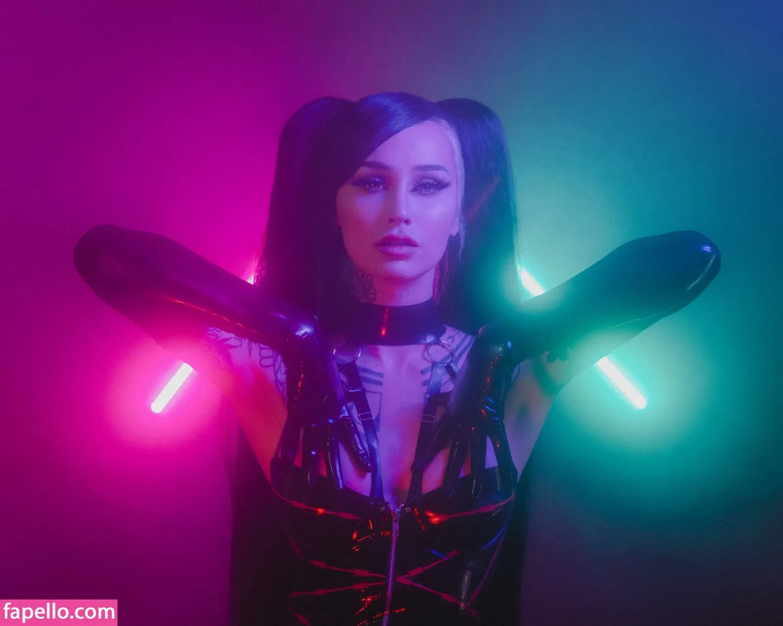 Emma Vauxdevil Onlyfans Photo Gallery 