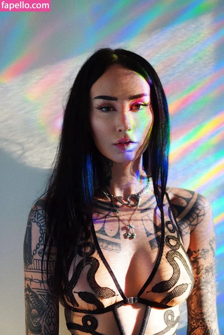 Emma Vauxdevil Onlyfans Photo Gallery 