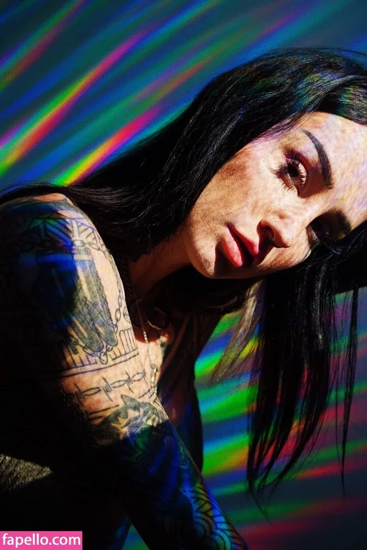 Emma Vauxdevil Onlyfans Photo Gallery 