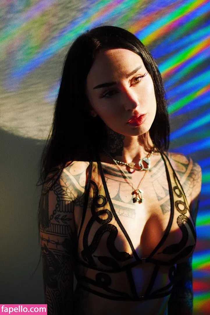 Emma Vauxdevil Onlyfans Photo Gallery 