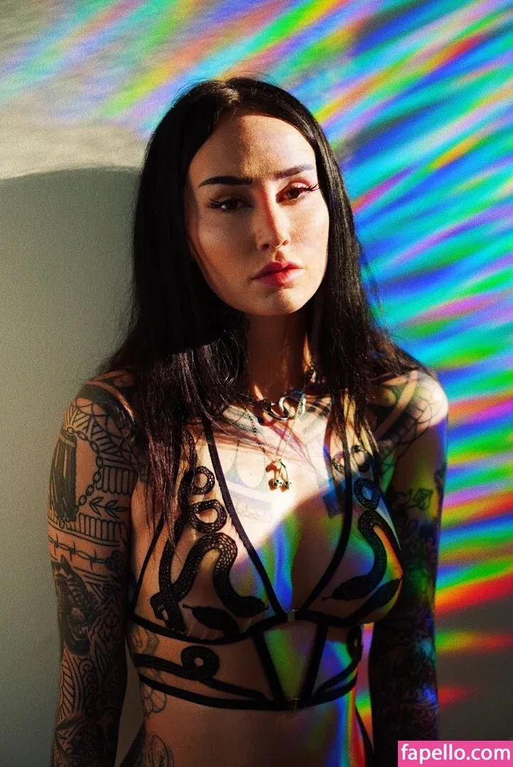 Emma Vauxdevil Onlyfans Photo Gallery 