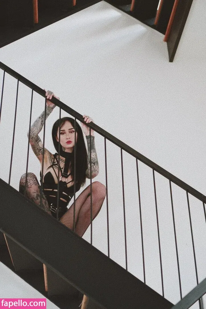 Emma Vauxdevil Onlyfans Photo Gallery 