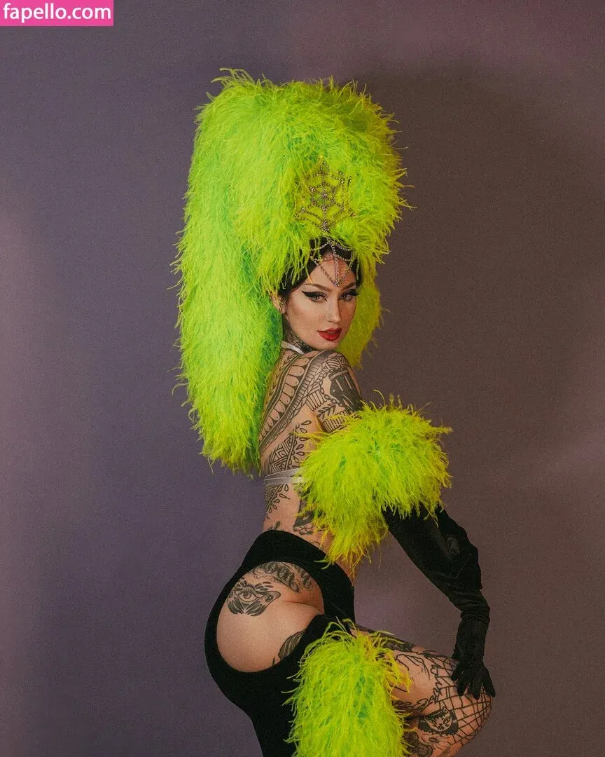 Emma Vauxdevil Onlyfans Photo Gallery 