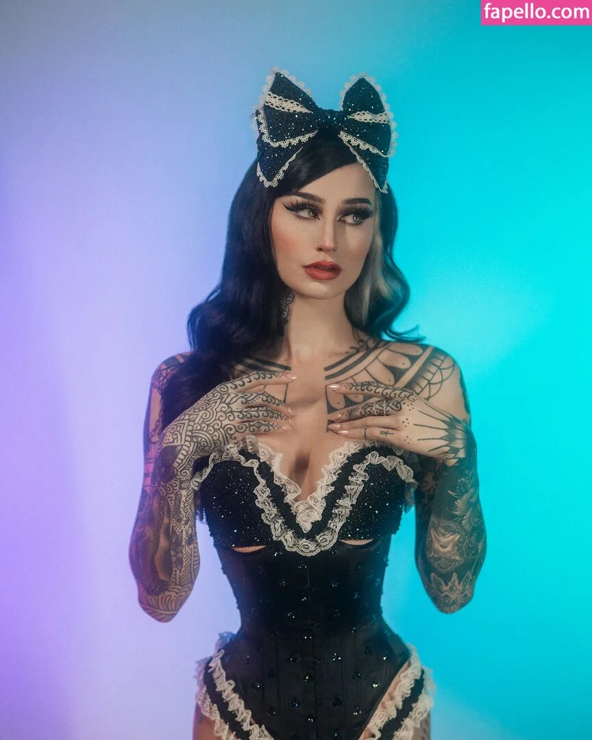 Emma Vauxdevil Onlyfans Photo Gallery 