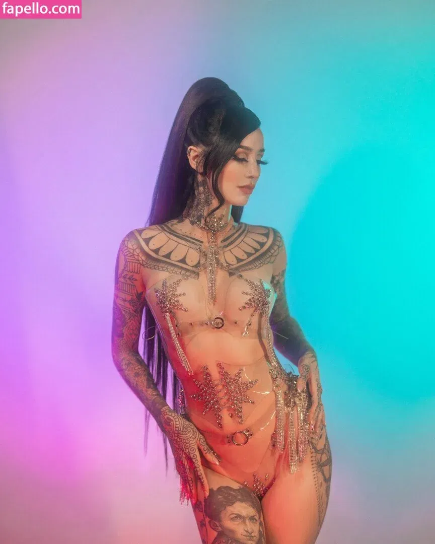 Emma Vauxdevil Onlyfans Photo Gallery 