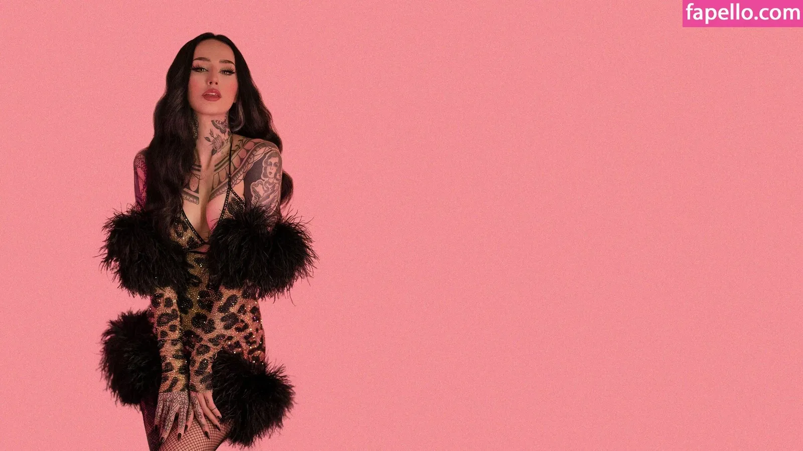 Emma Vauxdevil Onlyfans Photo Gallery 