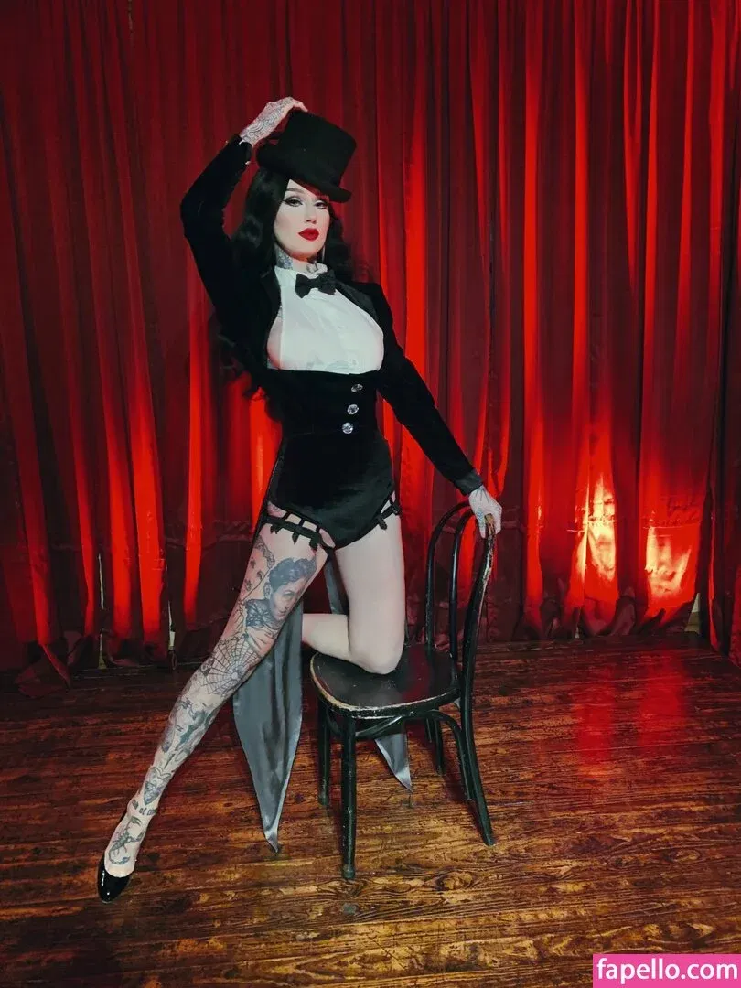 Emma Vauxdevil Onlyfans Photo Gallery 