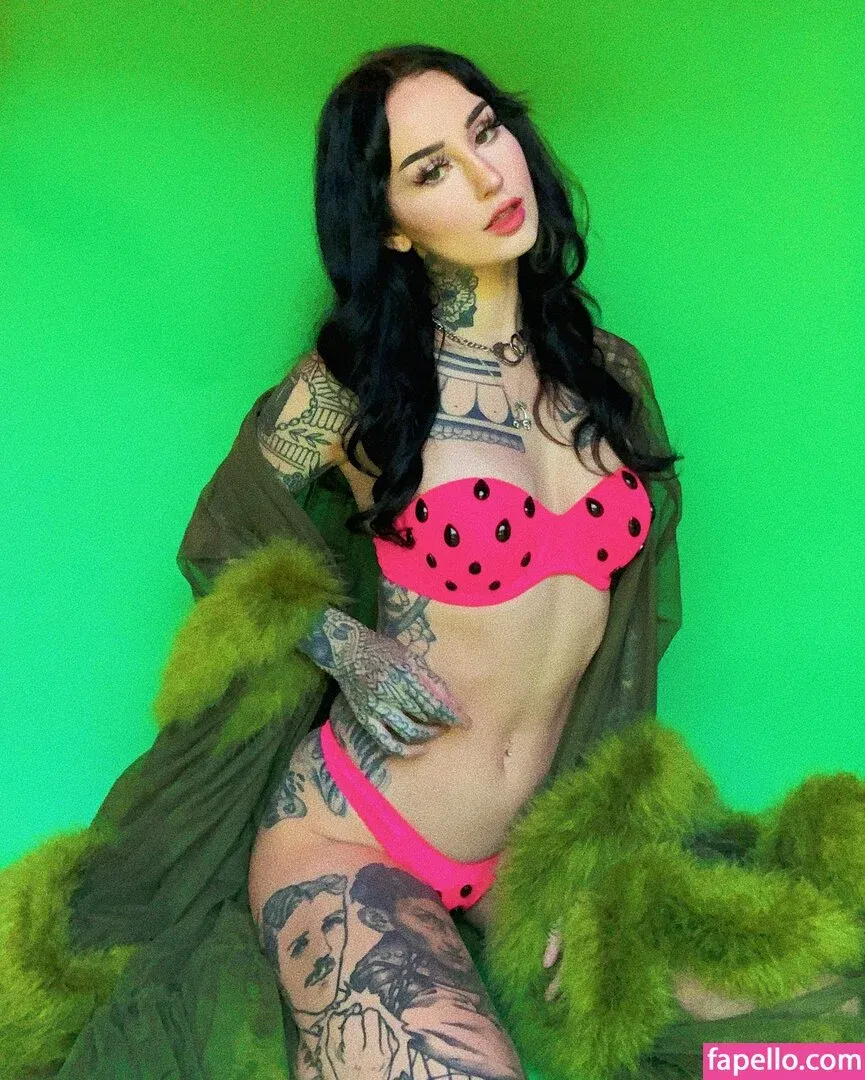 Emma Vauxdevil Onlyfans Photo Gallery 